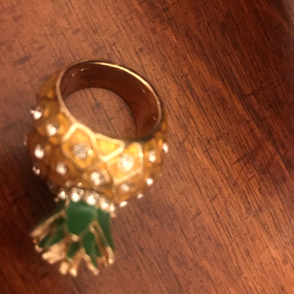 Pineapple ring!